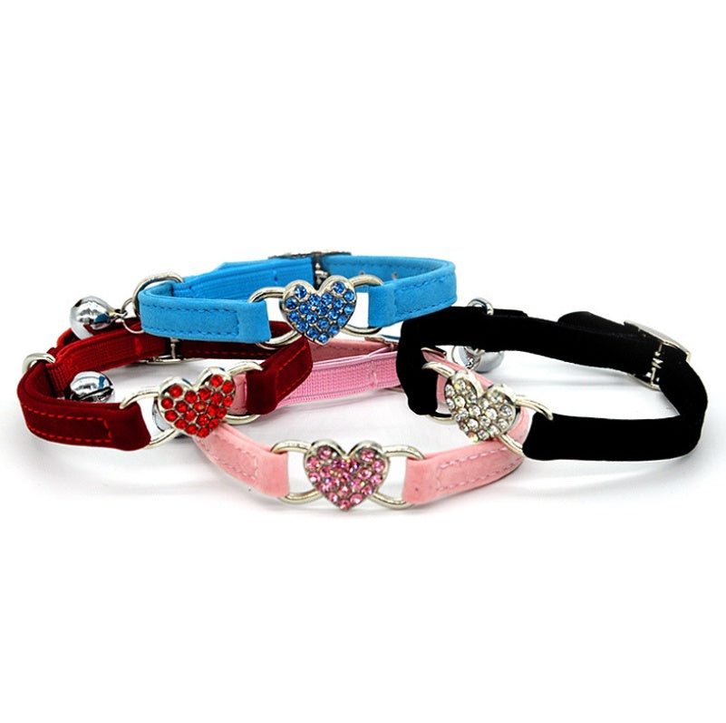 Collier boucle cœur pour chat