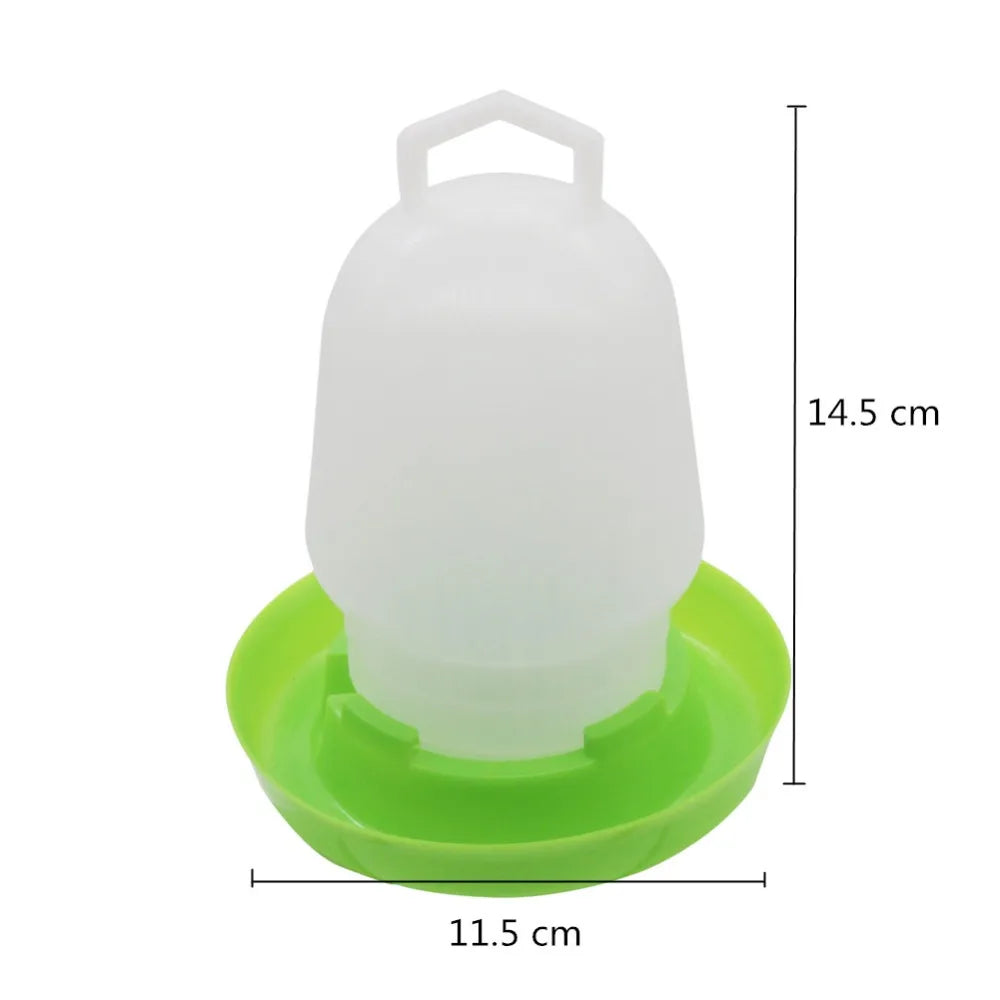 Distributeur à eau pour volaille