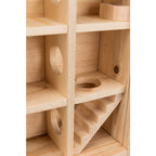 Tour de jeu en bois d'écorce