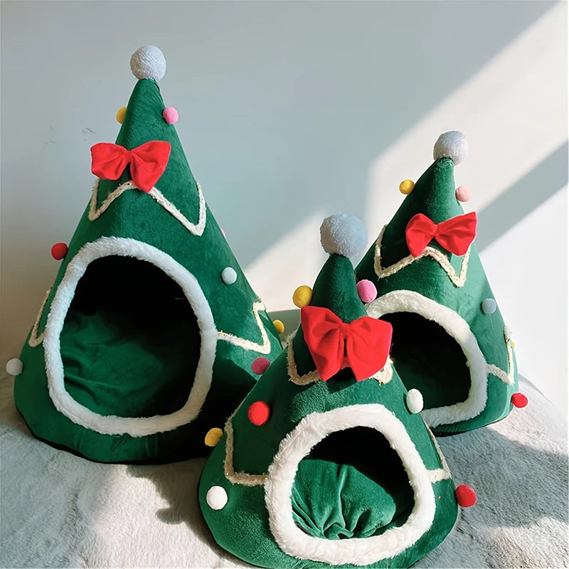 Panier chat forme sapin noël