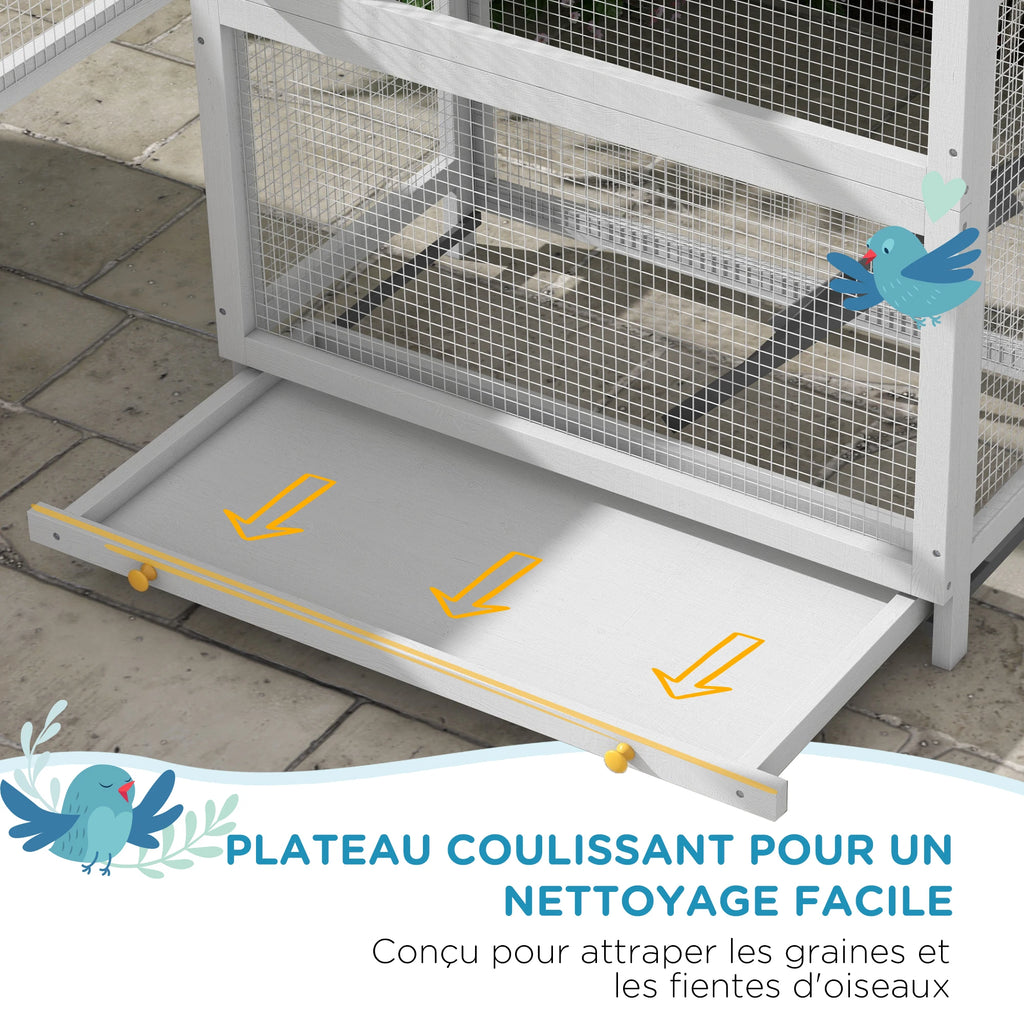 Grande cage d’extérieur en bois